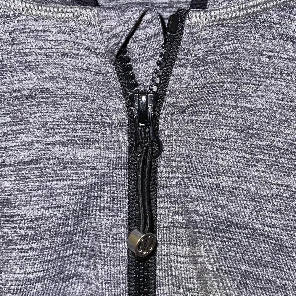 Lululemon Athletica Womens Daily Practice Zip Up Hooded Jacket Gray Black Size 8